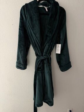 Nwt JoySpun robe